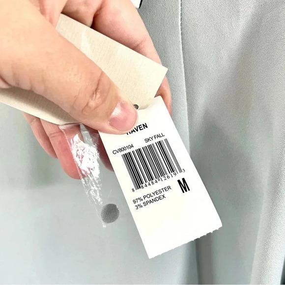 Carmen Marc Valvo Blue Long Flowy Bell Sleeve Haven Blouse Size Medium - Picture 6 of 10